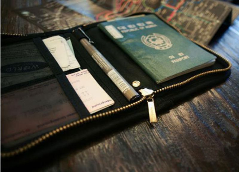 Reisepass Oppbevaringsveske Id-kort Billetter Mobiltelefon Penger Folding Holder Organizer