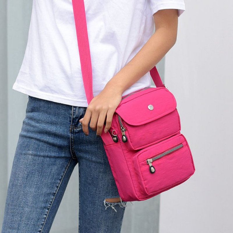 Kvinner Nylon Reisepassveske Crossbody Reiseveske Vanntett Dobbeltlags Skulderveske